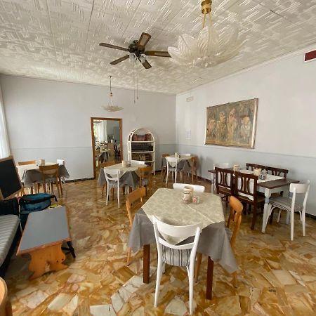 Villa Mirna ริมินี ภายนอก รูปภาพ